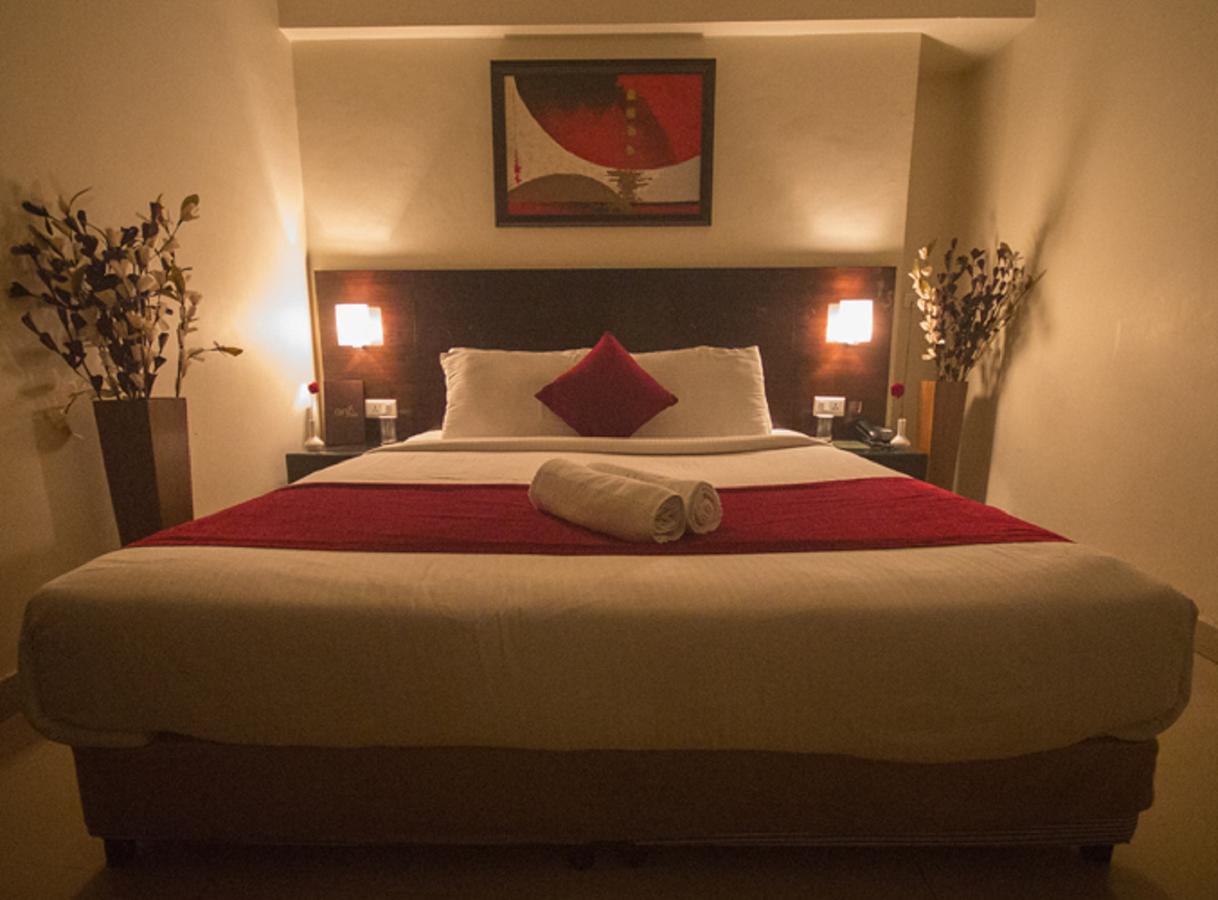 Anr Hotels Лакхнау Экстерьер фото